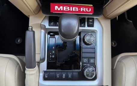 Toyota Land Cruiser 200, 2015 год, 5 400 000 рублей, 25 фотография