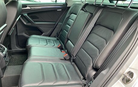 Volkswagen Tiguan II, 2018 год, 2 590 000 рублей, 20 фотография