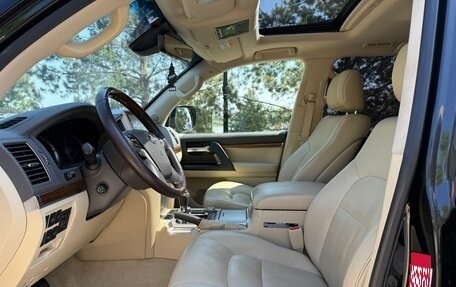 Toyota Land Cruiser 200, 2015 год, 5 400 000 рублей, 22 фотография