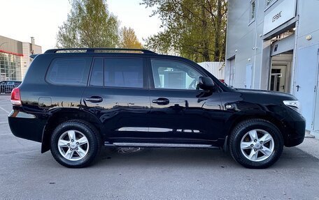 Toyota Land Cruiser 200, 2011 год, 2 440 000 рублей, 8 фотография