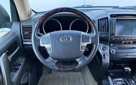 Toyota Land Cruiser 200, 2011 год, 2 440 000 рублей, 11 фотография