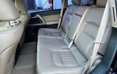 Toyota Land Cruiser 200, 2011 год, 2 440 000 рублей, 20 фотография