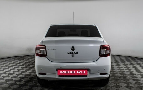 Renault Logan II, 2017 год, 935 000 рублей, 6 фотография