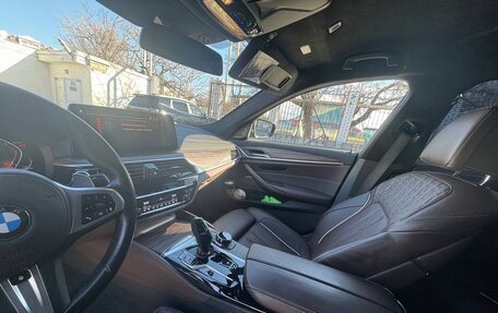 BMW 5 серия, 2021 год, 4 700 000 рублей, 14 фотография