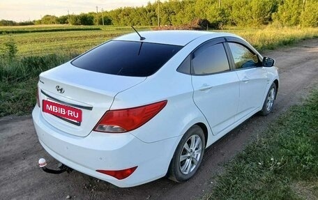 Hyundai Solaris II рестайлинг, 2016 год, 830 000 рублей, 4 фотография