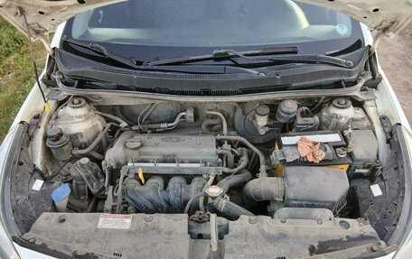 Hyundai Solaris II рестайлинг, 2016 год, 830 000 рублей, 14 фотография