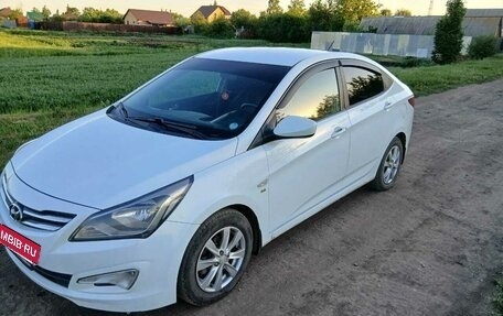 Hyundai Solaris II рестайлинг, 2016 год, 830 000 рублей, 5 фотография