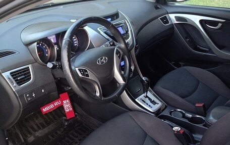Hyundai Elantra V, 2012 год, 850 000 рублей, 4 фотография