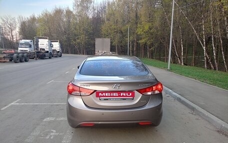 Hyundai Elantra V, 2012 год, 850 000 рублей, 3 фотография