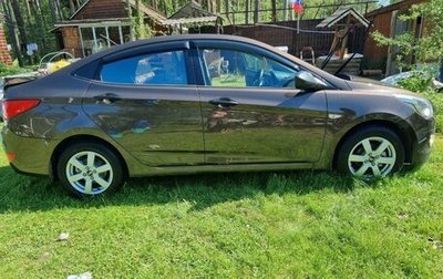 Hyundai Solaris II рестайлинг, 2015 год, 1 010 000 рублей, 1 фотография