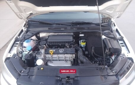 Volkswagen Jetta VI, 2015 год, 1 050 000 рублей, 11 фотография