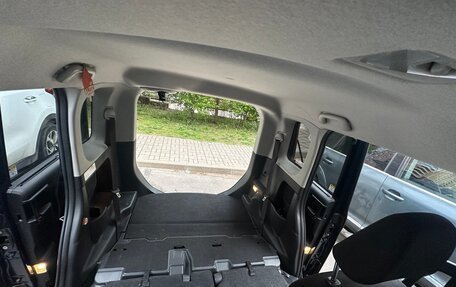 Toyota Roomy I, 2019 год, 1 390 000 рублей, 8 фотография