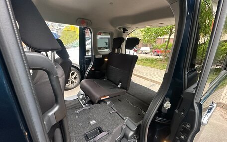 Toyota Roomy I, 2019 год, 1 390 000 рублей, 10 фотография