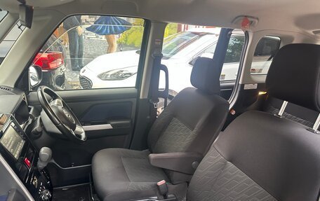Toyota Roomy I, 2019 год, 1 390 000 рублей, 5 фотография
