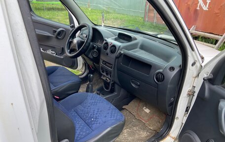 Peugeot Partner II рестайлинг 2, 2006 год, 180 000 рублей, 12 фотография