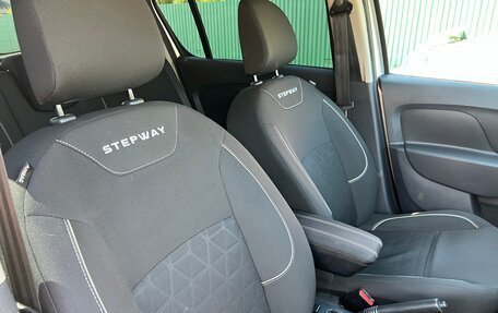 Renault Sandero II рестайлинг, 2019 год, 1 245 000 рублей, 28 фотография