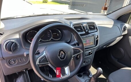 Renault Sandero II рестайлинг, 2019 год, 1 245 000 рублей, 23 фотография