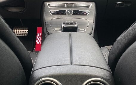 Mercedes-Benz E-Класс, 2017 год, 3 400 000 рублей, 29 фотография