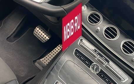 Mercedes-Benz E-Класс, 2017 год, 3 400 000 рублей, 32 фотография
