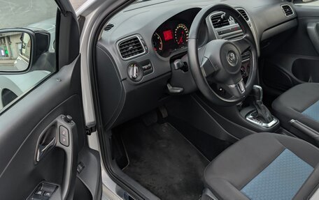 Volkswagen Polo VI (EU Market), 2013 год, 1 075 000 рублей, 10 фотография