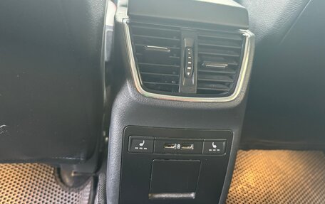 Skoda Octavia, 2017 год, 2 000 000 рублей, 11 фотография