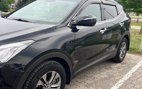 Hyundai Santa Fe III рестайлинг, 2012 год, 1 555 000 рублей, 2 фотография
