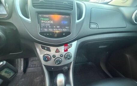Chevrolet Tracker III, 2015 год, 1 300 000 рублей, 4 фотография
