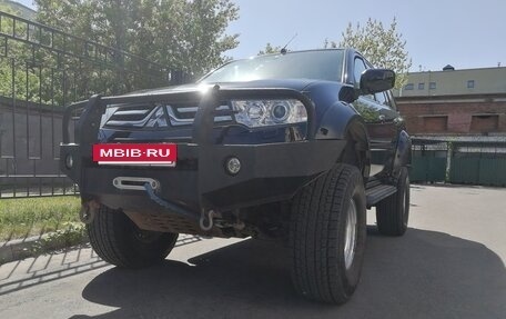 Mitsubishi Pajero Sport II рестайлинг, 2015 год, 2 500 000 рублей, 8 фотография