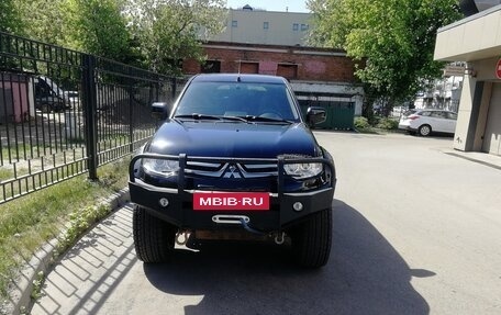 Mitsubishi Pajero Sport II рестайлинг, 2015 год, 2 500 000 рублей, 22 фотография