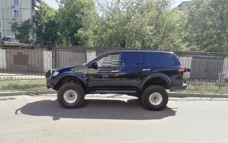 Mitsubishi Pajero Sport II рестайлинг, 2015 год, 2 500 000 рублей, 36 фотография