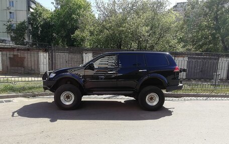 Mitsubishi Pajero Sport II рестайлинг, 2015 год, 2 500 000 рублей, 39 фотография