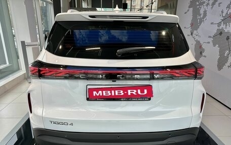 Chery Tiggo 4 I рестайлинг, 2025 год, 2 420 000 рублей, 5 фотография