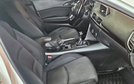 Mazda 3, 2014 год, 1 185 000 рублей, 12 фотография