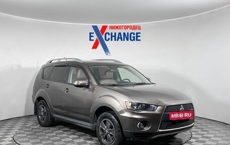 Mitsubishi Outlander III рестайлинг 3, 2010 год, 899 000 рублей, 2 фотография