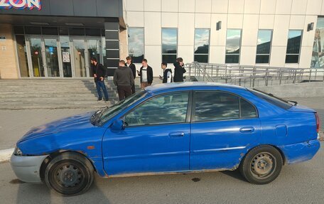 Mitsubishi Carisma I, 1996 год, 110 000 рублей, 2 фотография
