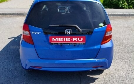 Honda Fit III, 2011 год, 980 000 рублей, 28 фотография