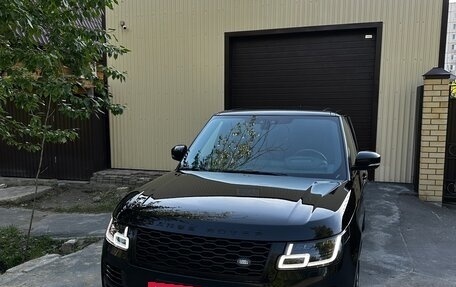 Land Rover Range Rover IV рестайлинг, 2018 год, 8 990 000 рублей, 2 фотография