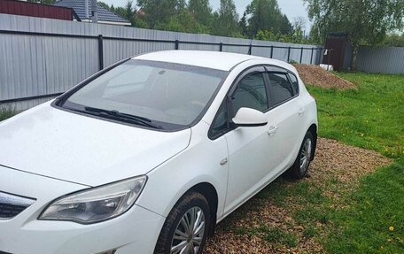 Opel Astra J, 2012 год, 550 000 рублей, 3 фотография