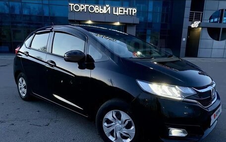 Honda Fit III, 2017 год, 990 000 рублей, 7 фотография