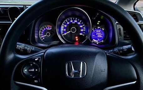 Honda Fit III, 2017 год, 990 000 рублей, 5 фотография