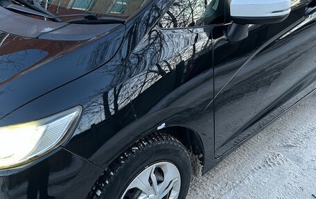 Honda Fit III, 2017 год, 990 000 рублей, 3 фотография