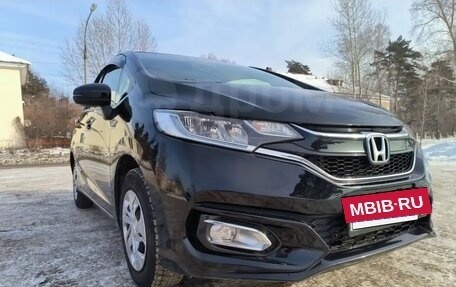 Honda Fit III, 2017 год, 990 000 рублей, 10 фотография