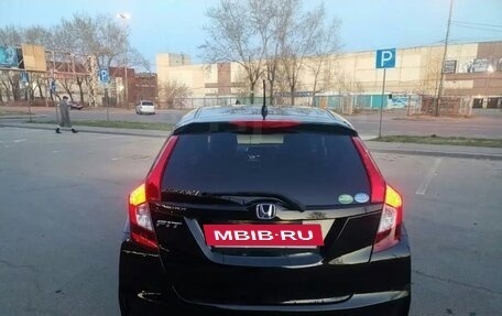 Honda Fit III, 2017 год, 990 000 рублей, 6 фотография