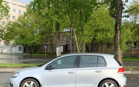 Volkswagen Golf VI, 2011 год, 770 000 рублей, 2 фотография