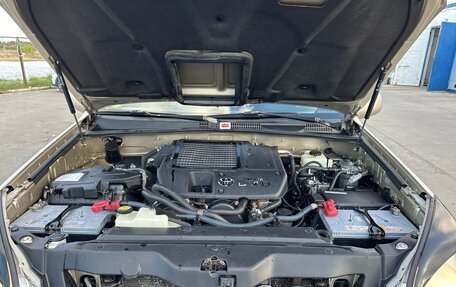 Toyota Land Cruiser Prado 120 рестайлинг, 2007 год, 2 200 000 рублей, 10 фотография