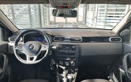 Renault Duster, 2021 год, 1 969 000 рублей, 18 фотография