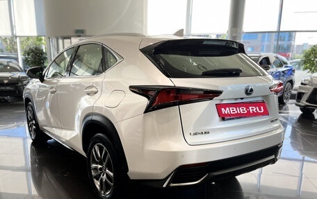 Lexus NX I, 2017 год, 3 474 000 рублей, 7 фотография