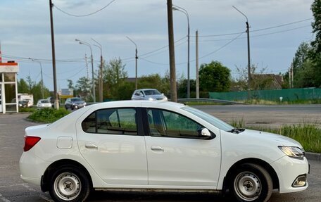 Renault Logan II, 2015 год, 455 000 рублей, 3 фотография