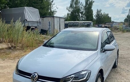 Volkswagen Golf VII, 2018 год, 2 000 000 рублей, 3 фотография