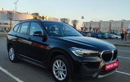 BMW X1, 2021 год, 2 200 000 рублей, 2 фотография